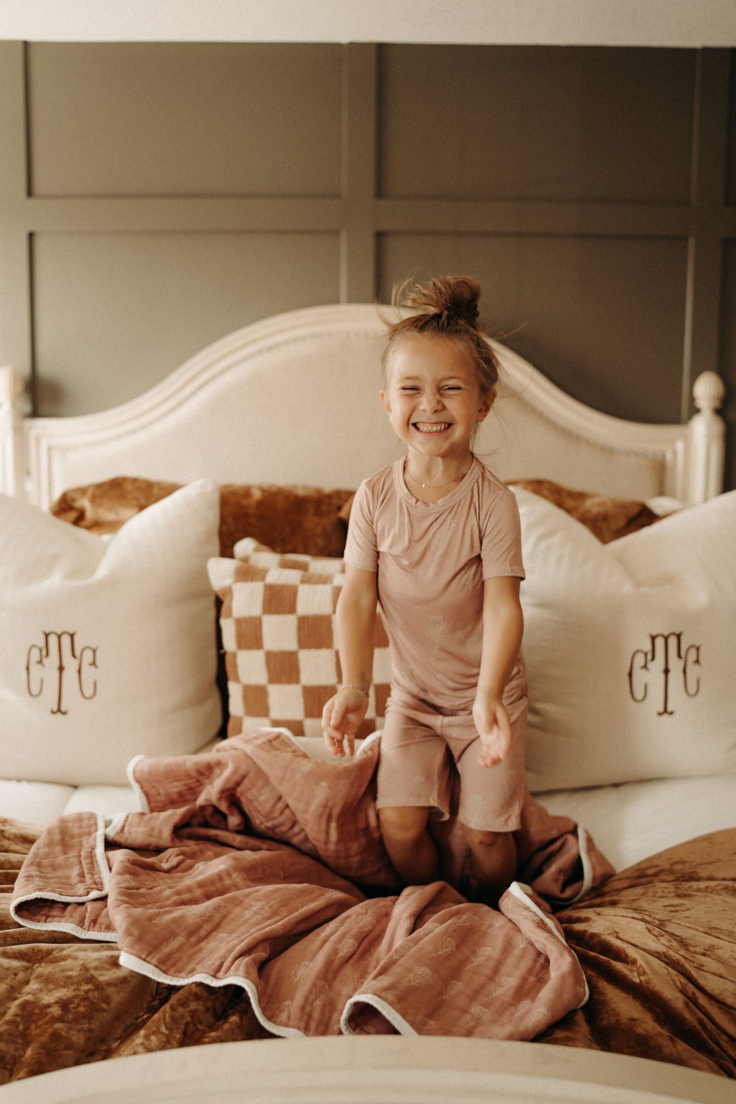 Protea Organic Muslin Swaddle