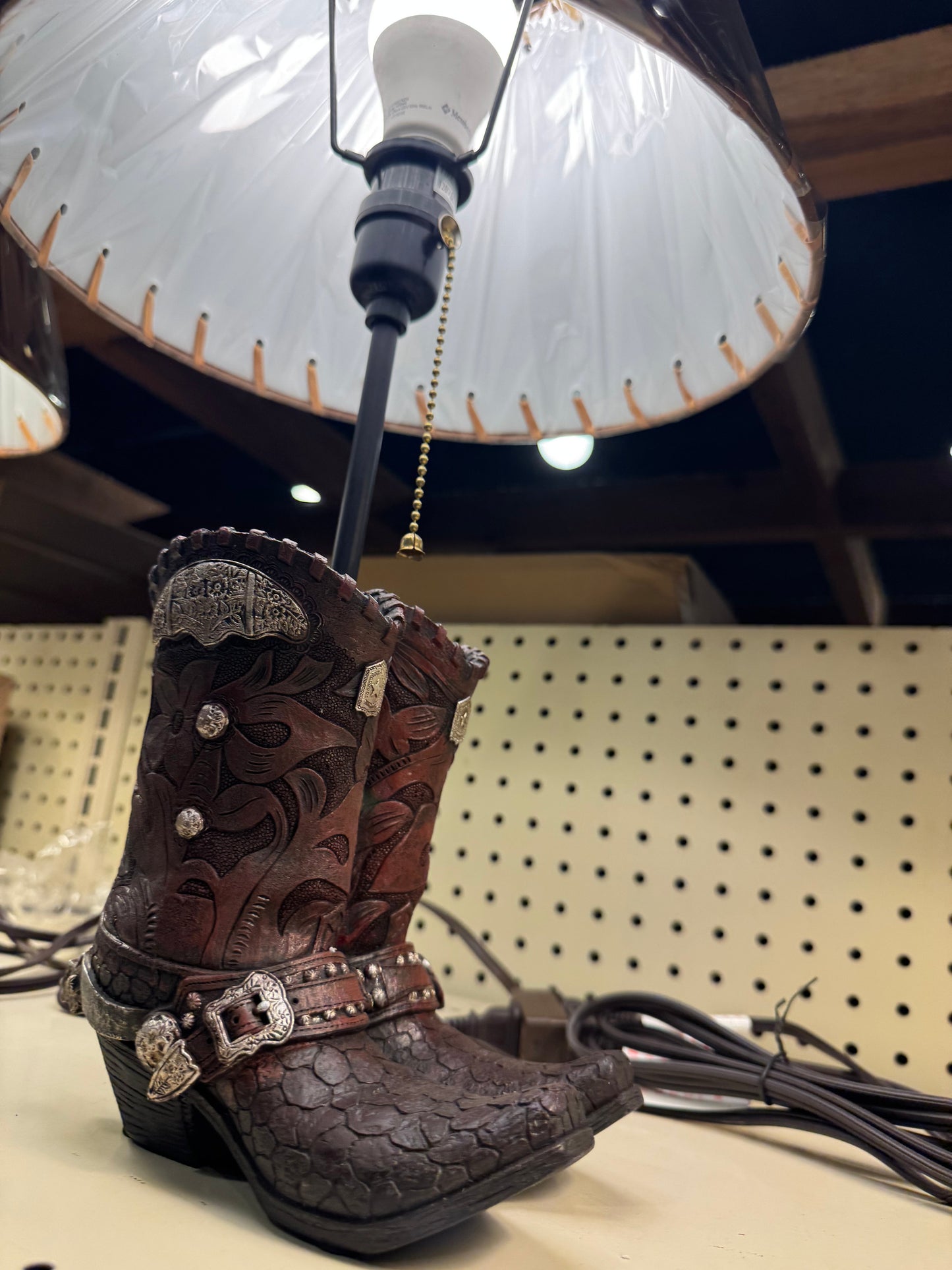RA54094 Silver Detail Boot Lamp