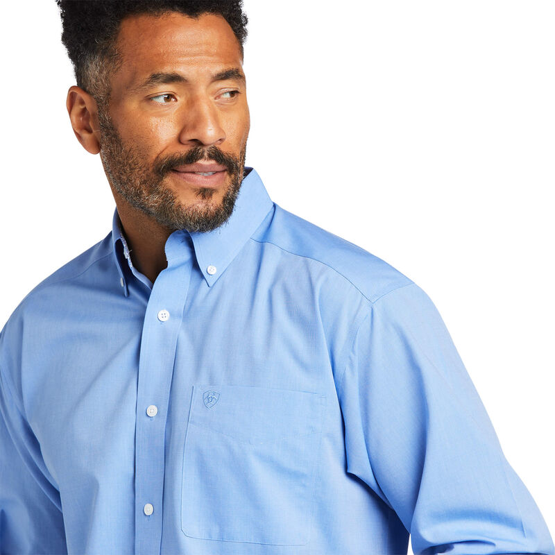 Ariat Men's Blue Wrinkle Free Solid Pinpoint Oxford Classic Fit Shirt