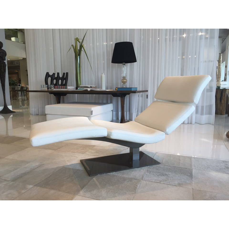 Rhodes Champagne Cowhide Area Rug
