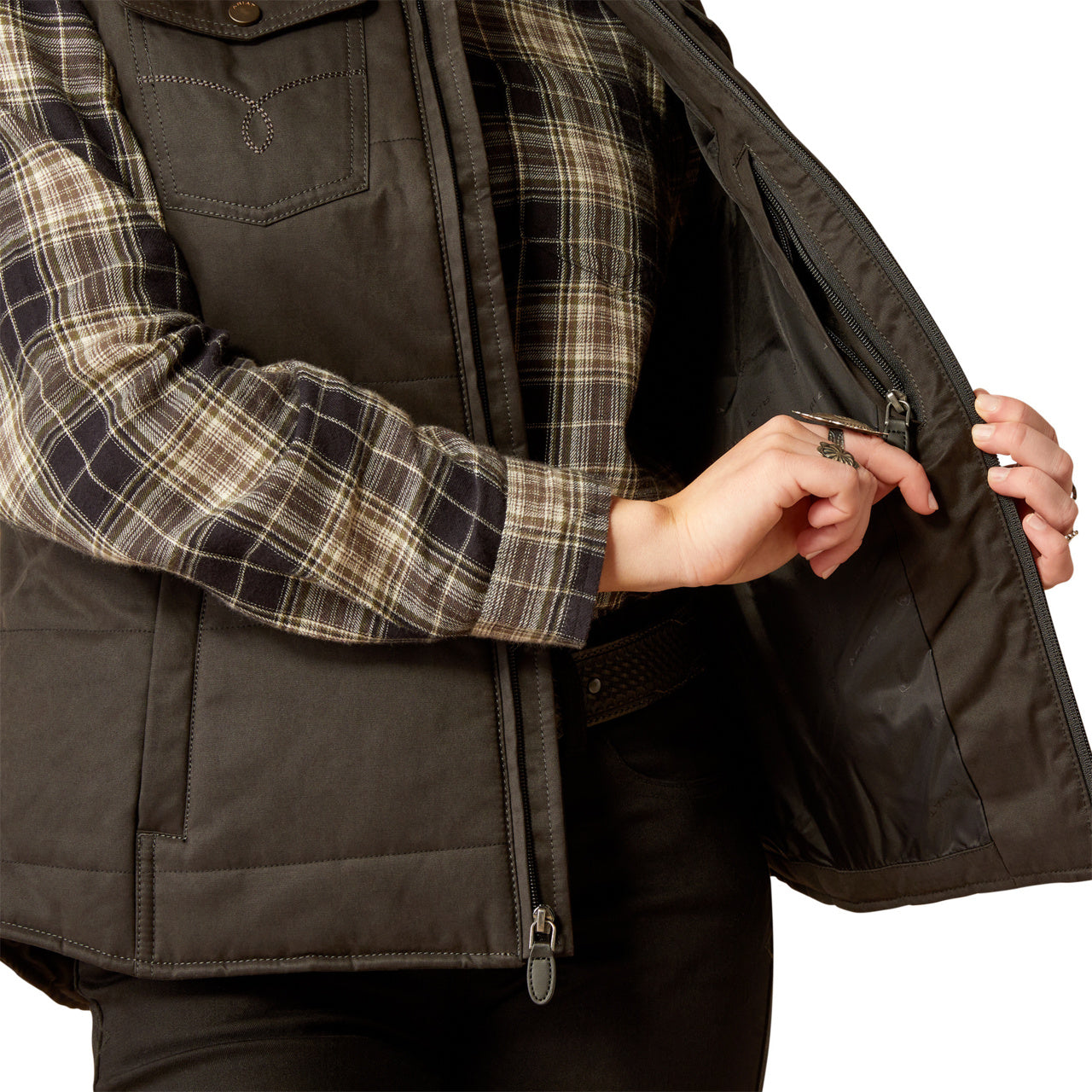 Ariat Women's Black Western Yoke Grizzly Insulated Vest