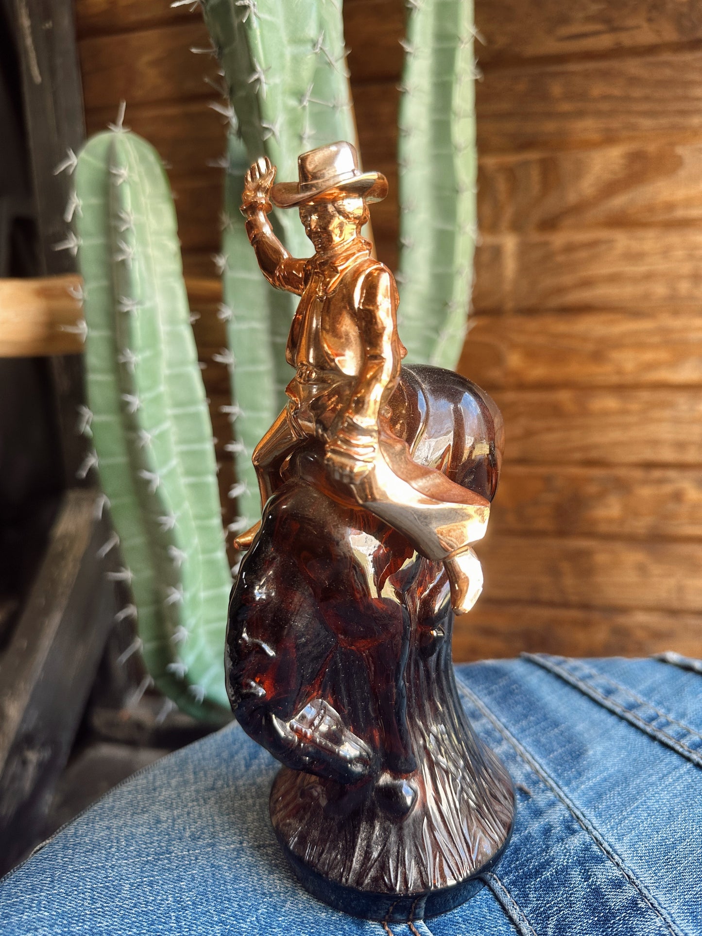 The Vintage Bronco Glass Statue
