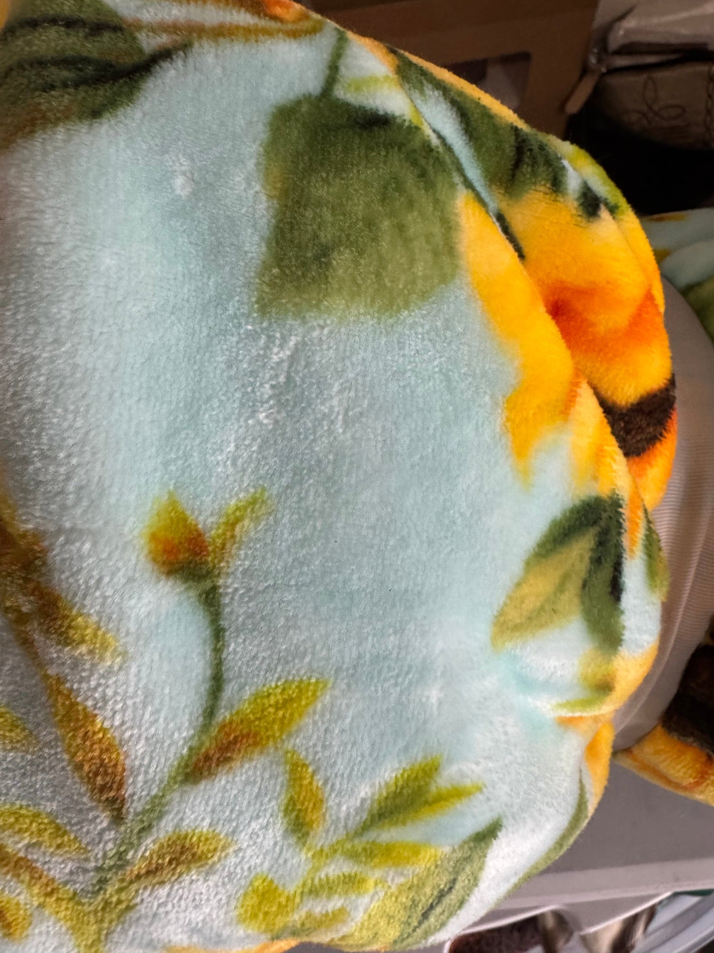 Light Blue Sunflower Super Plush Blanket