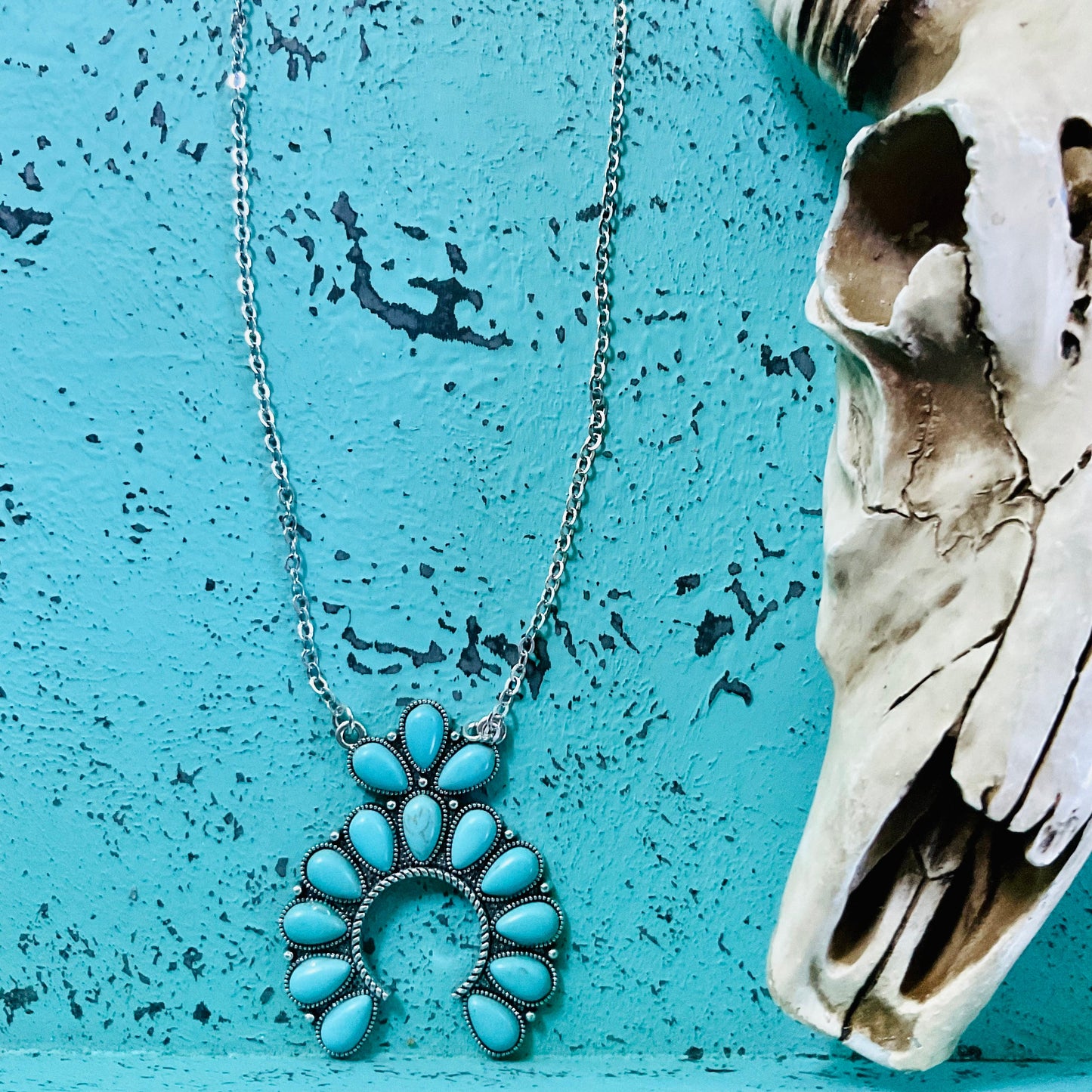 Western Squash Blossom Design Stone Necklace Set