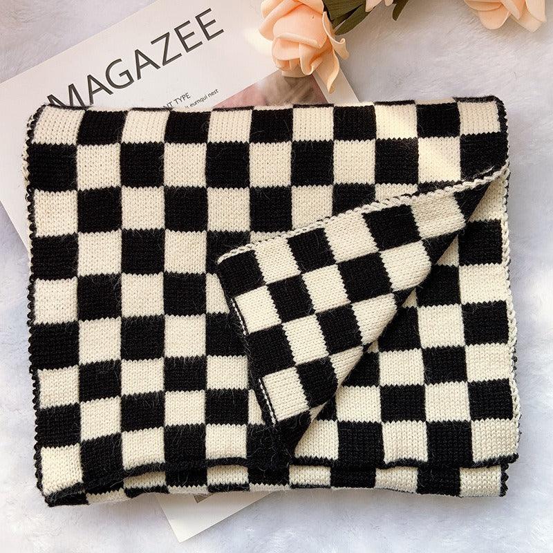 Cowgirl Chic Checkerboard Knitted Scarf – Stylish Winter Accessory for Cowgirls