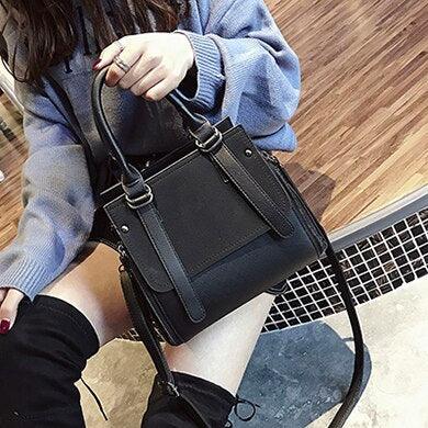 Vintage Leather Handbag Shoulder Bag | Luxury Handcrafted with Zipper Closure