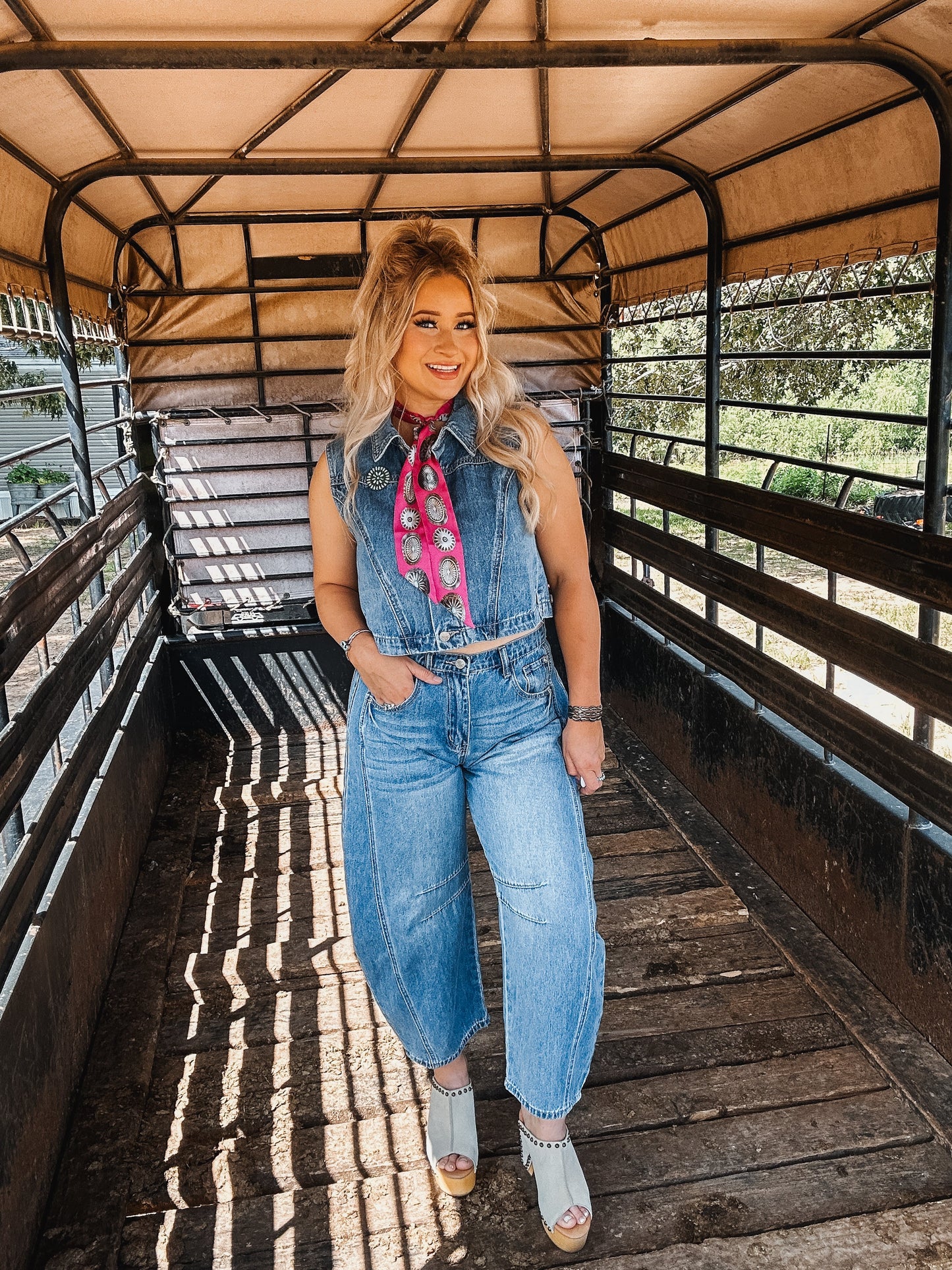 The Sway Barrel Jeans