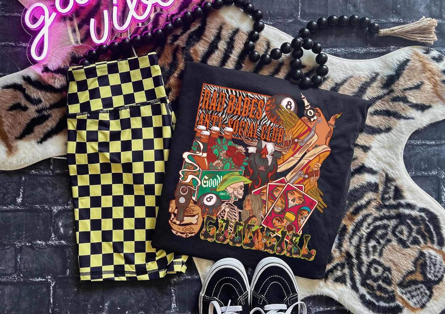 Bad knees patchwork Tee