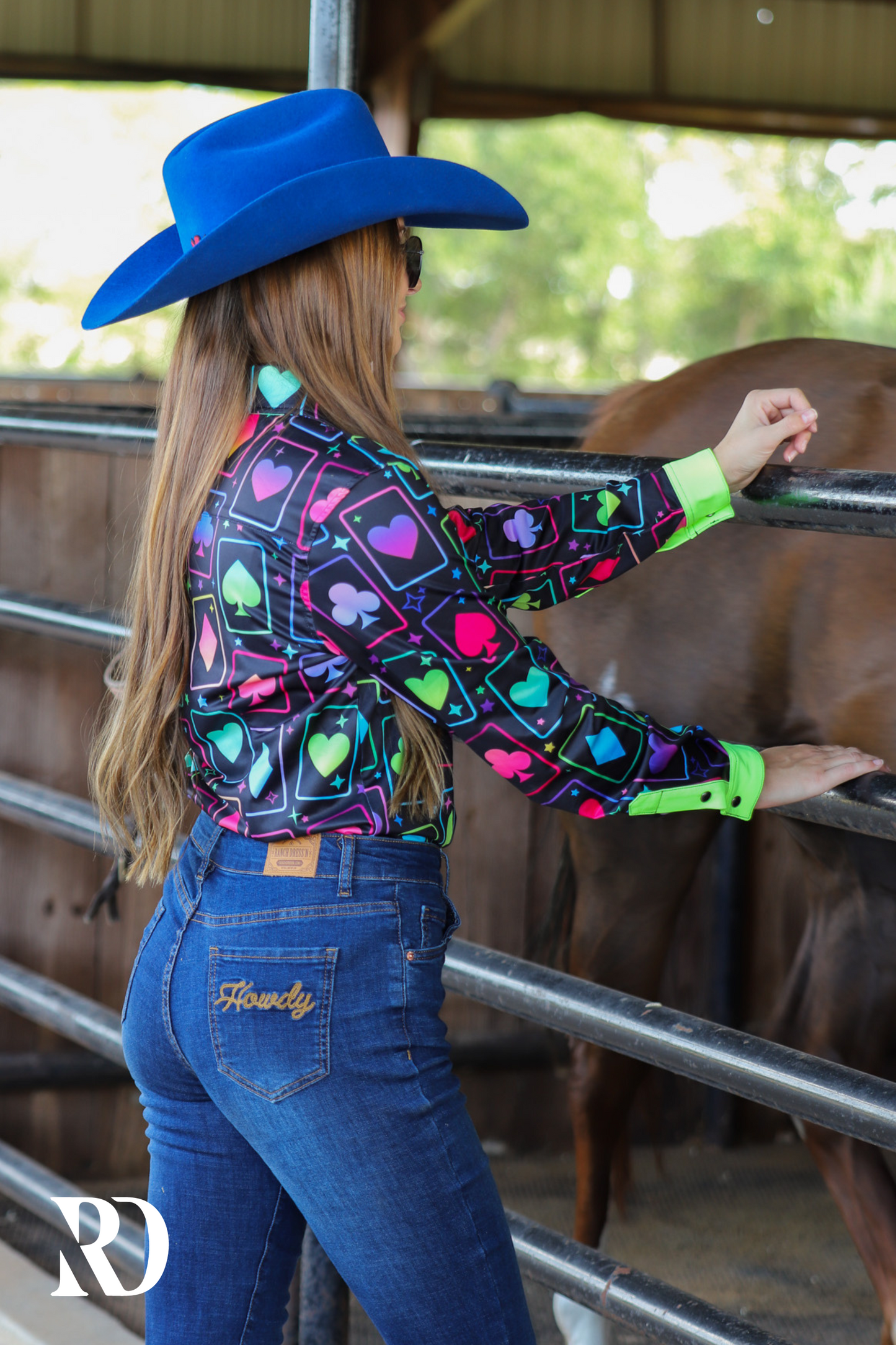 HIGH ROLLER PERFORMANCE RODEO SHIRT