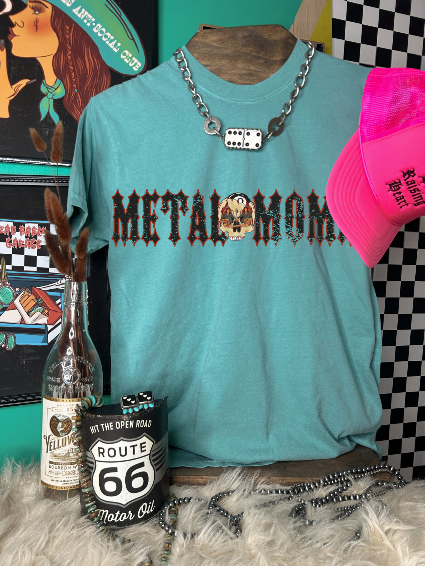 Metal mommy Tee