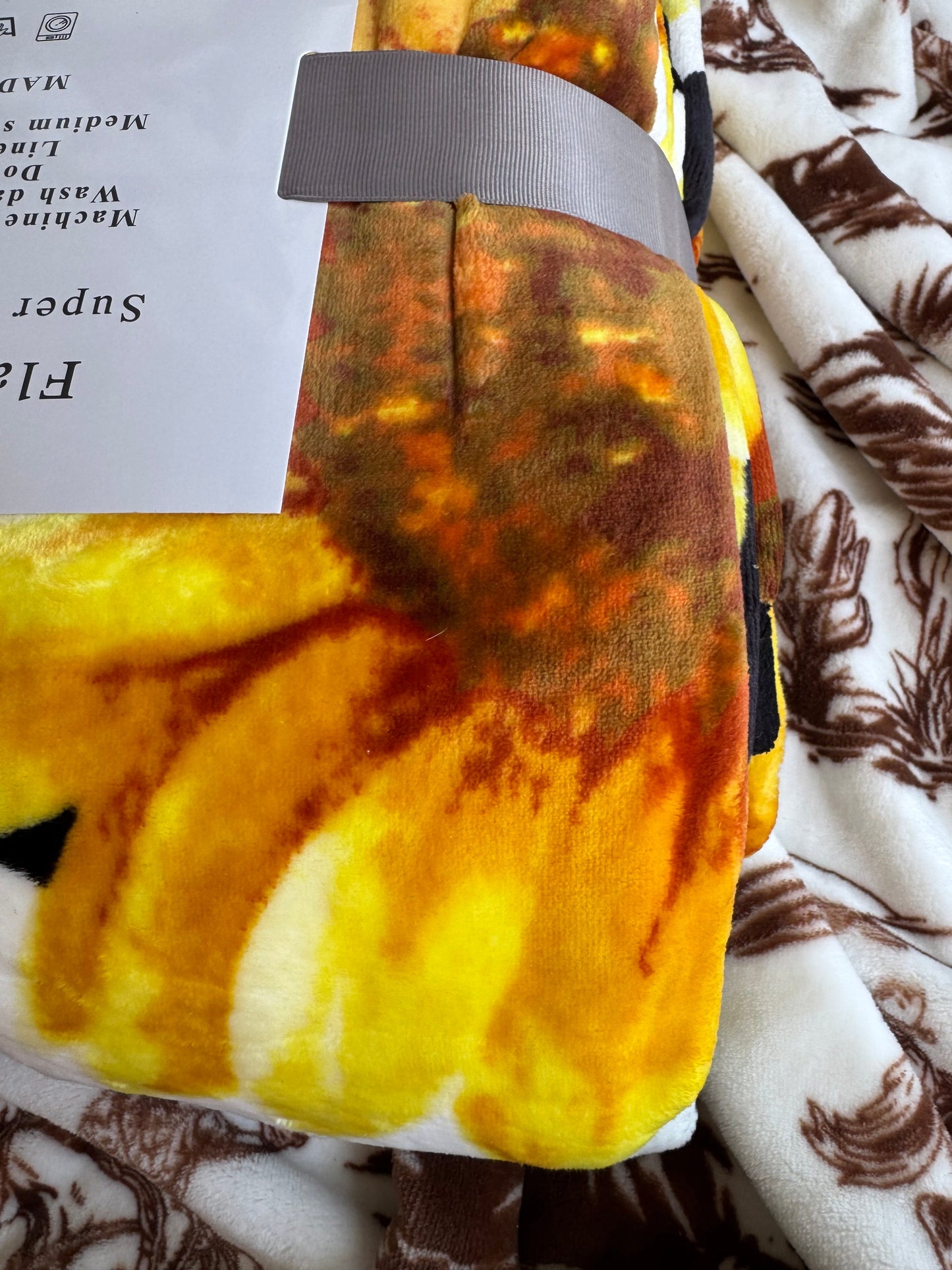 Sunflower Cow Super Plush Blanket