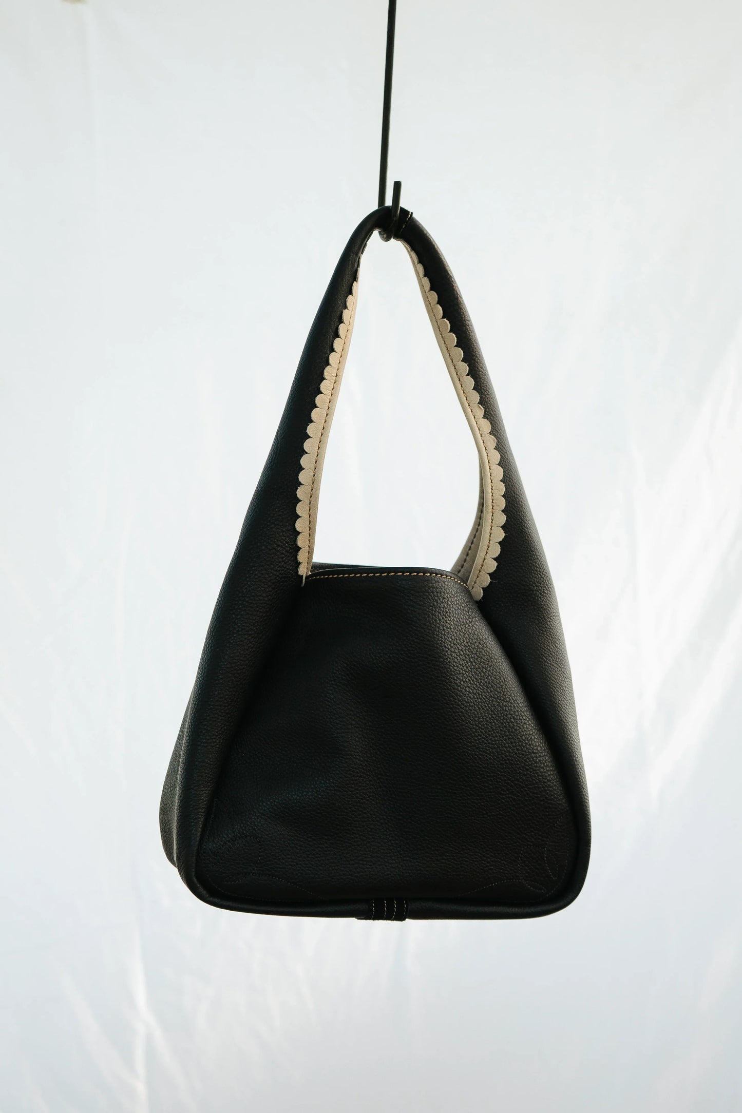 The Maddog Leather Toro Hobo Bag