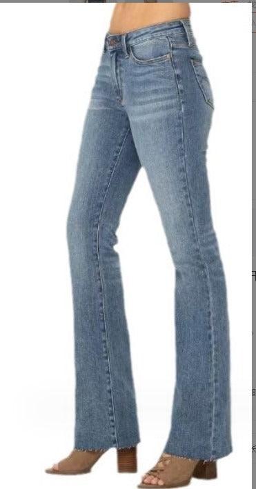 High Waist Slim Fit Stonewashed Jeans – The Perfect Cowgirl Fit
