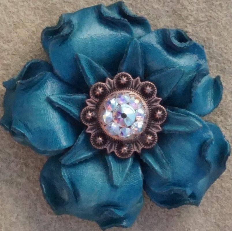 Turquoise Gardenia Flower With Copper AB 1" Concho