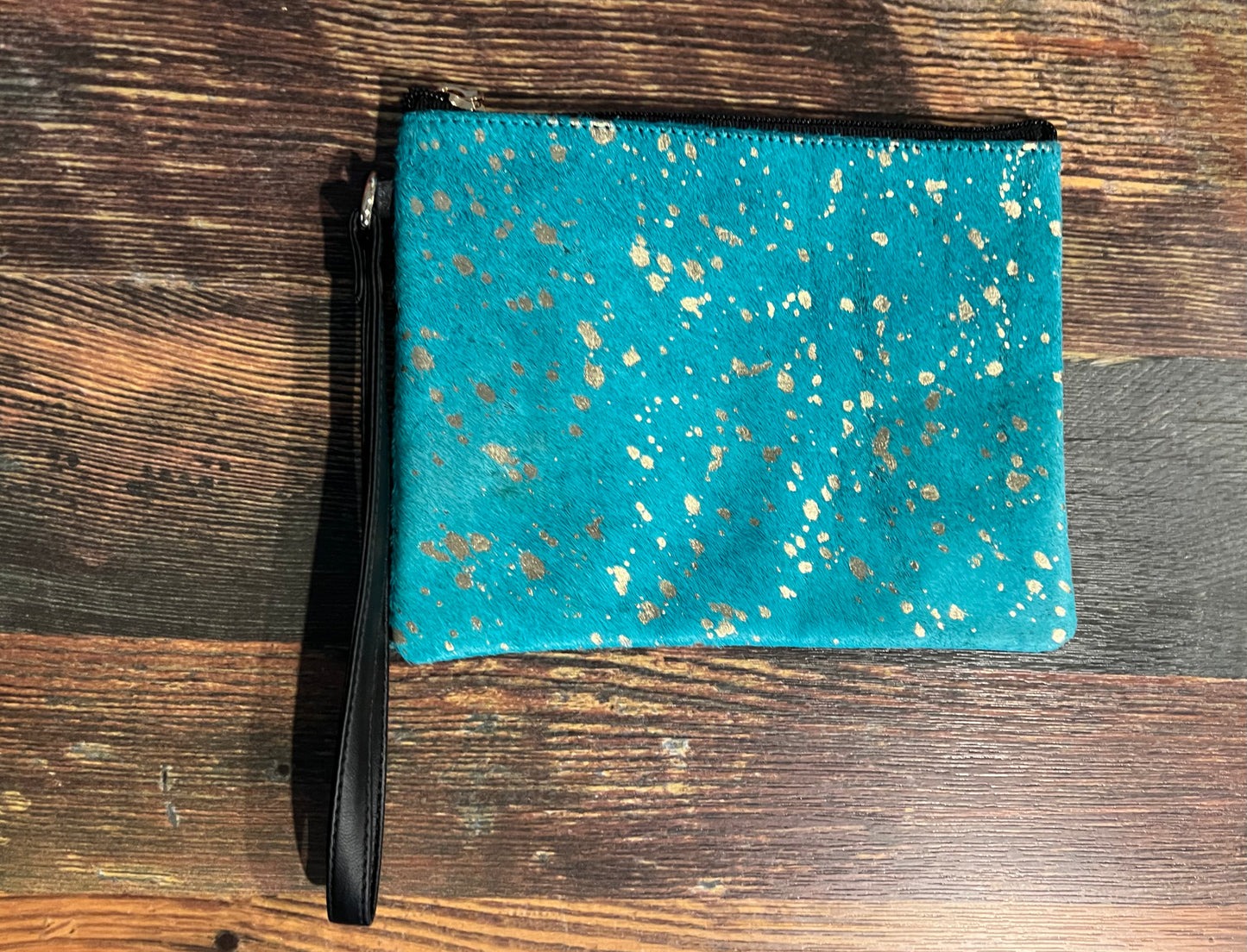 Penelope wrist clutch / Makeup Bag