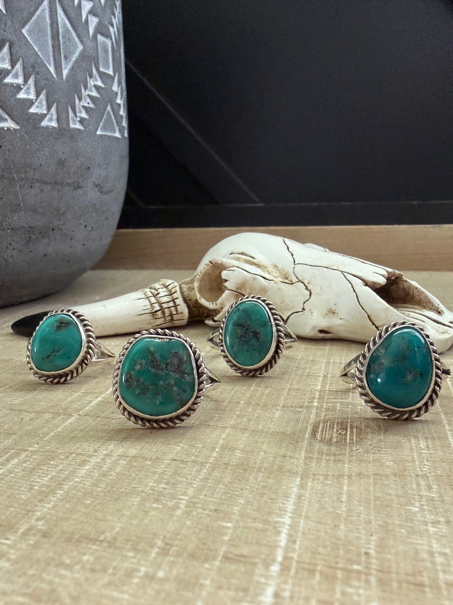 LETRICIA LARGO WHITE WATER TURQUOISE RING