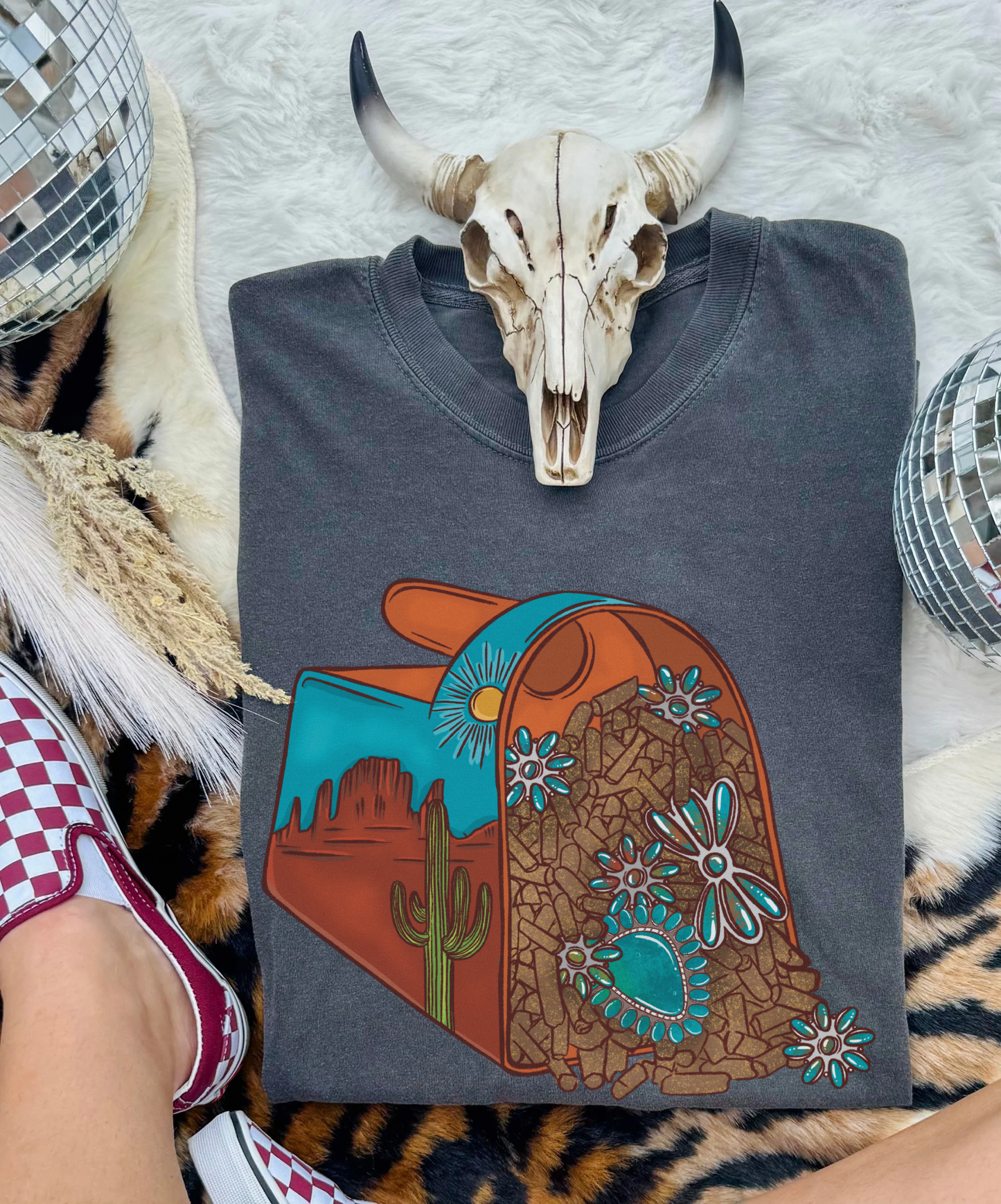 Feed Scoop Tee