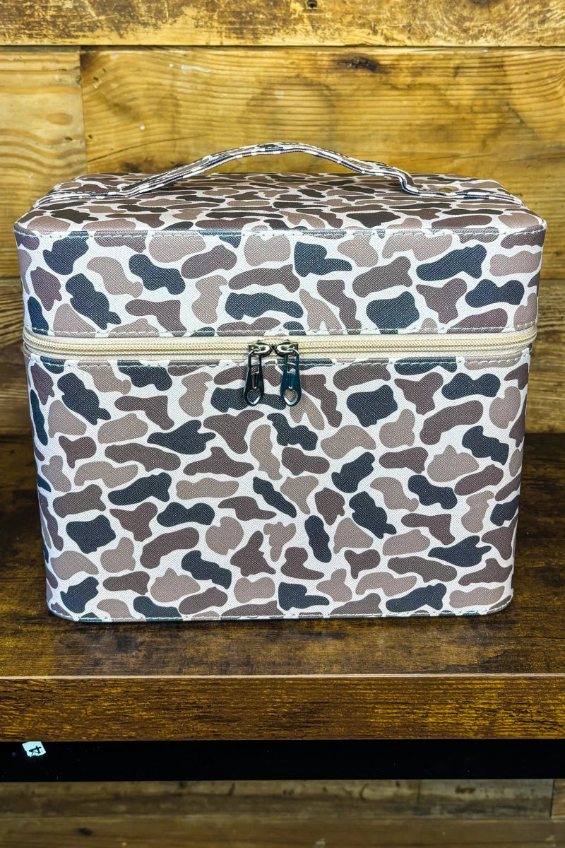 You Can’t See Me Know Makeup Box
