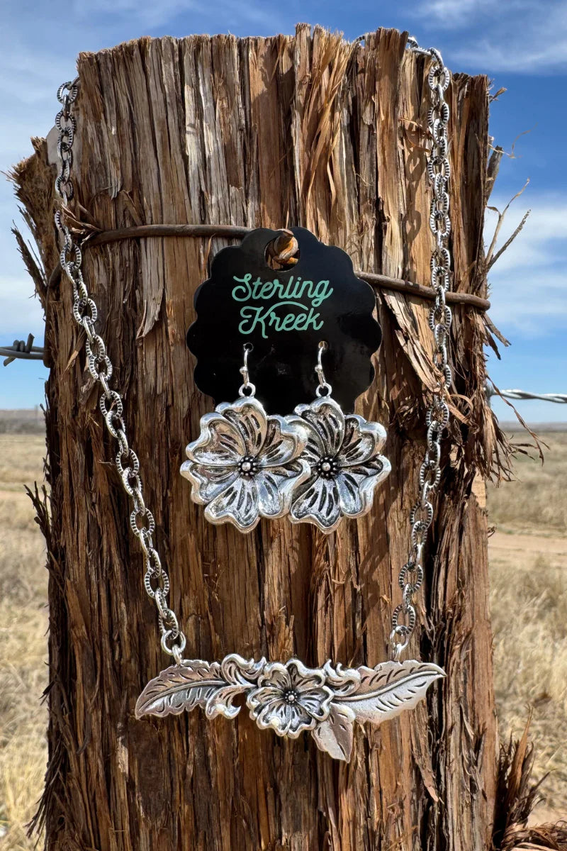 Tooled Flowered Earring ( Dangle)