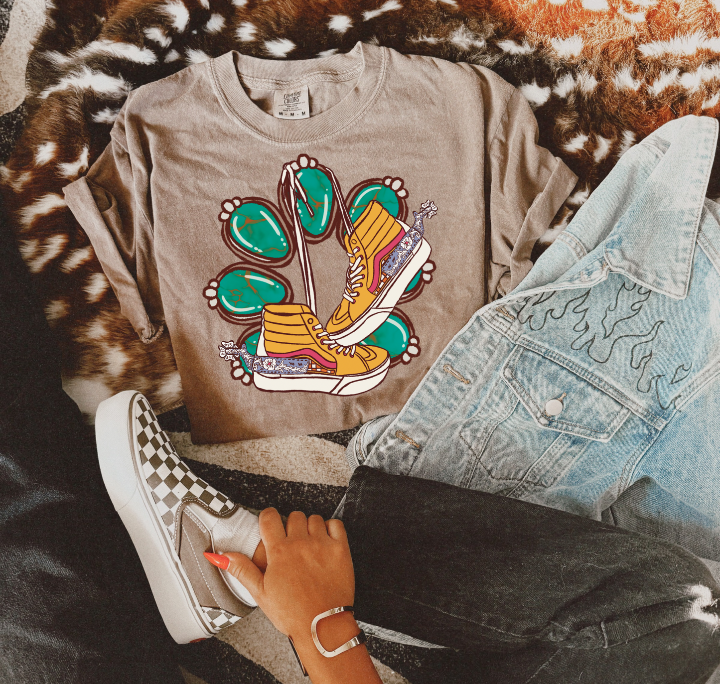 Squash N’ spurs Tee