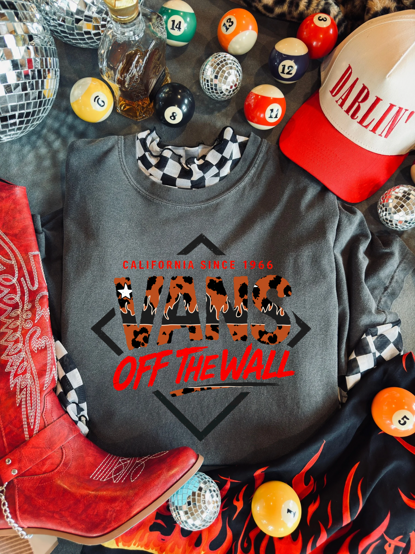 Off the Wall tee
