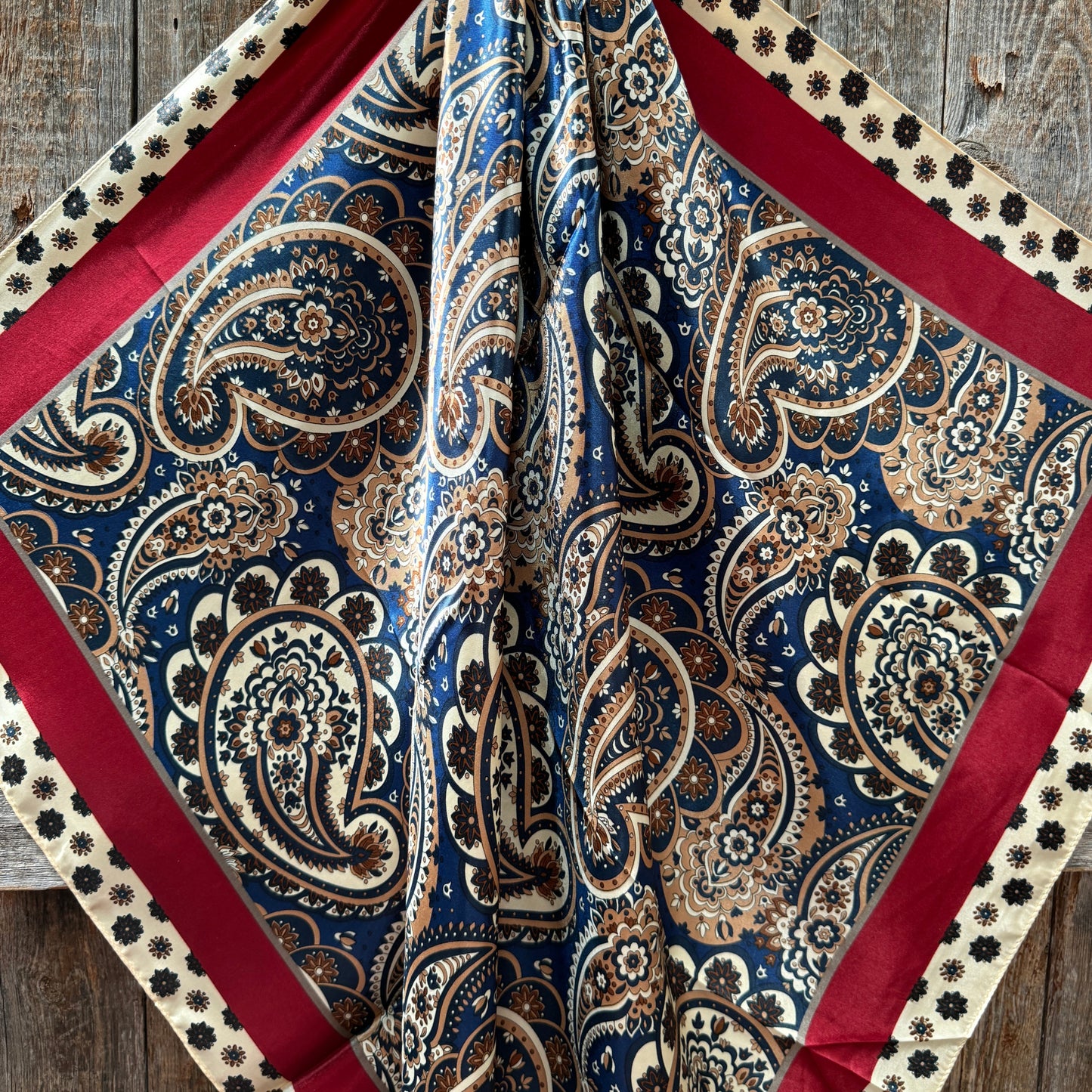 35X35" Navy and Cream Giant Paisley Wild Rag / Scarf WR1026