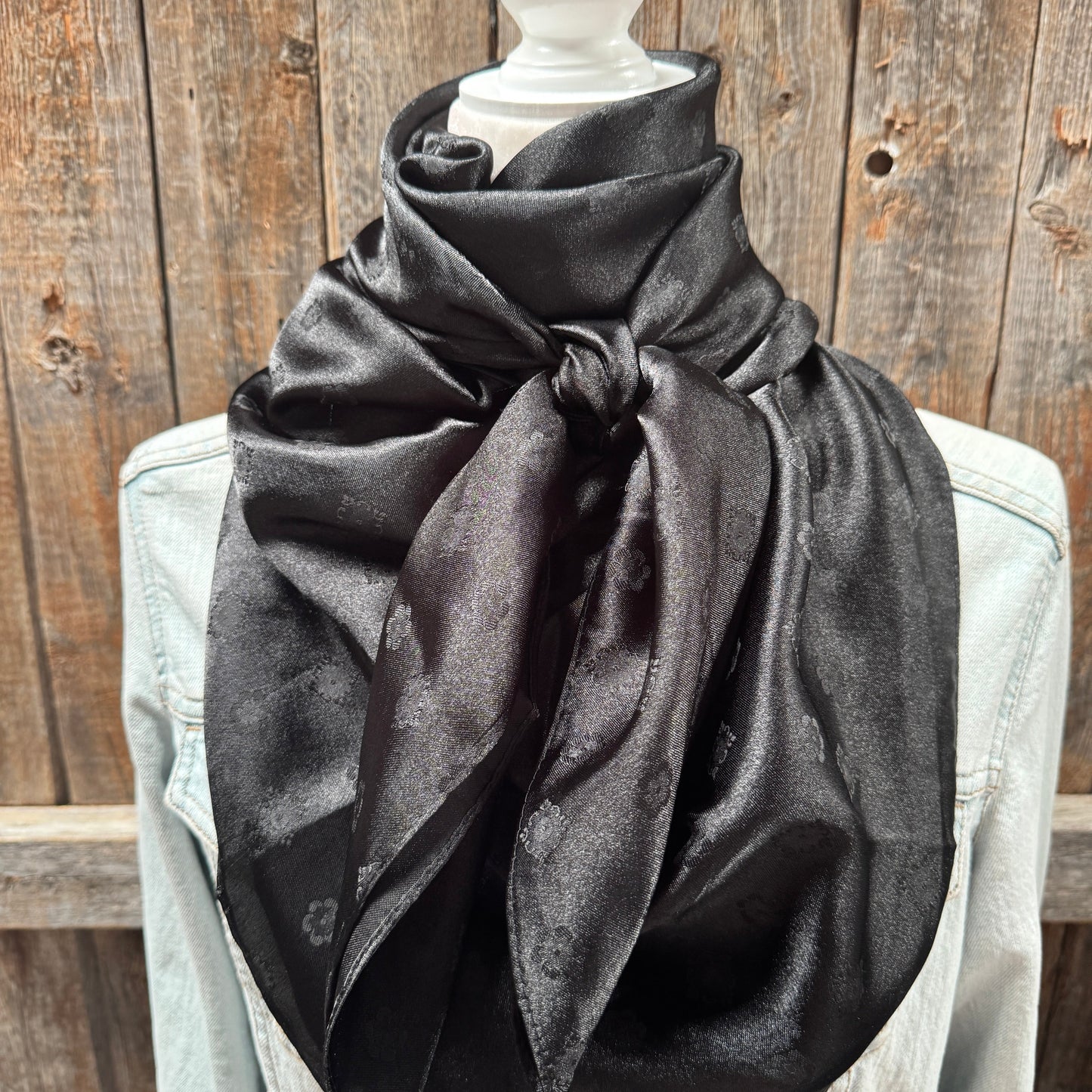 42X42" Black Jacquard XL Wild Rag / Scarf WR3506