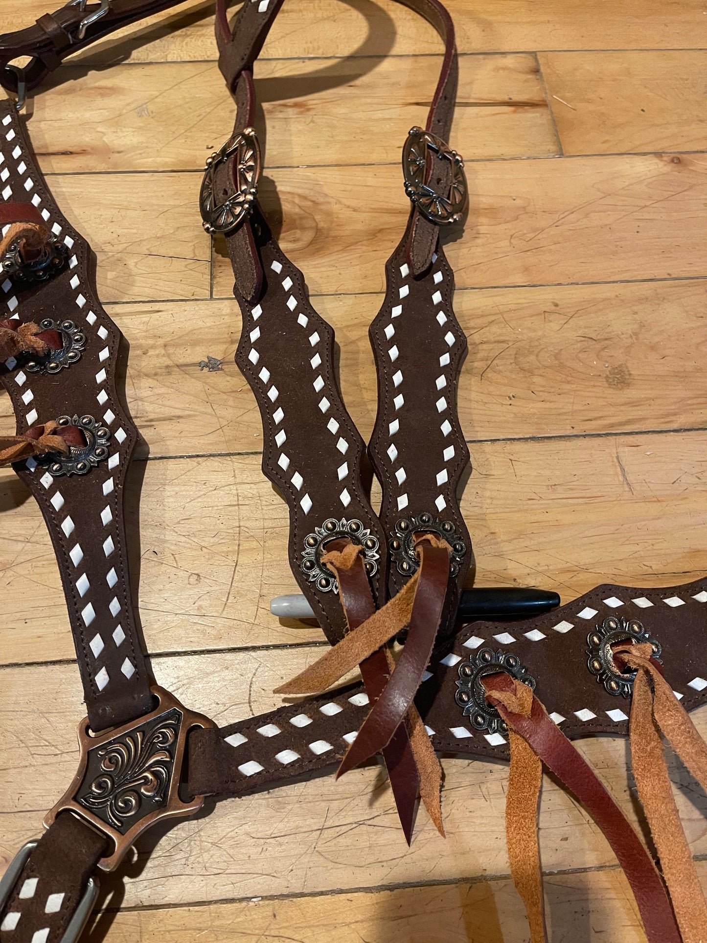 Made to Order Western Tack Set - Rough Out Fringe (BHT045)