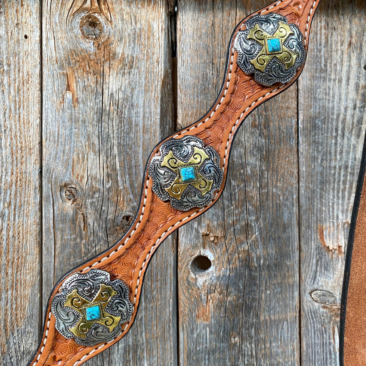 Light Oil Basketweave Turquoise and Cross One Ear Tack Set #OEBC659