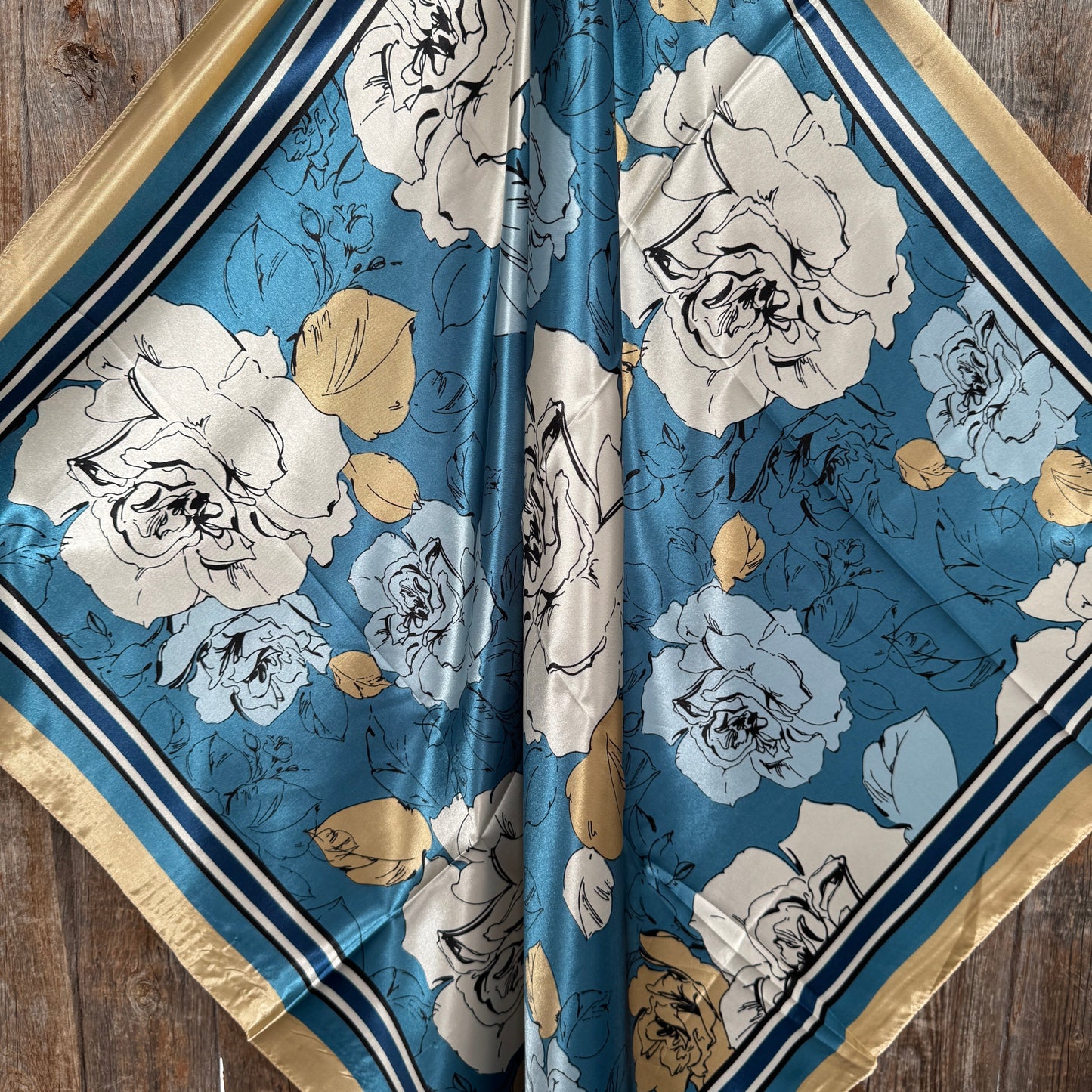 35X35" Blue and Cream Roses Wild Rag / Scarf WR3396