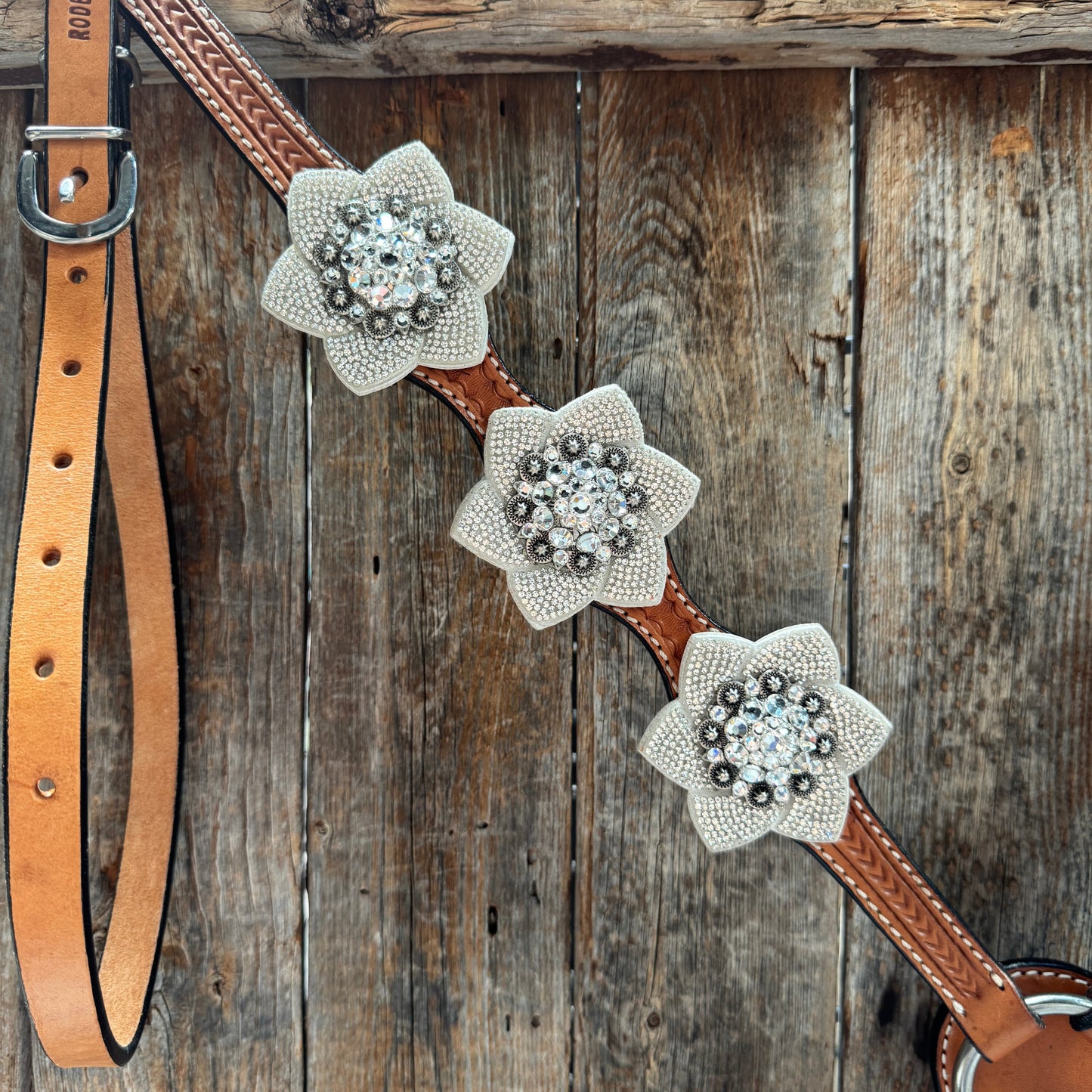 Light Oil Basketweave Clear One Ear Tack Set #OEBC674