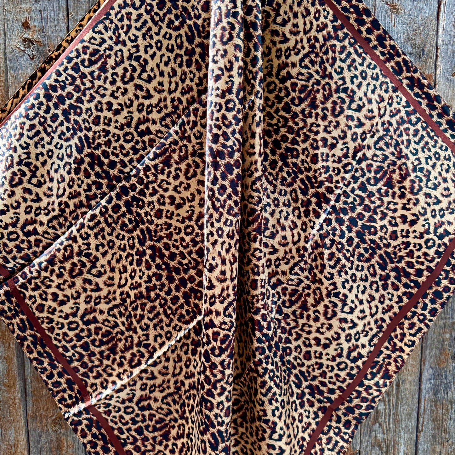 35X35" Leopard Wild Rag / Scarf WR168X