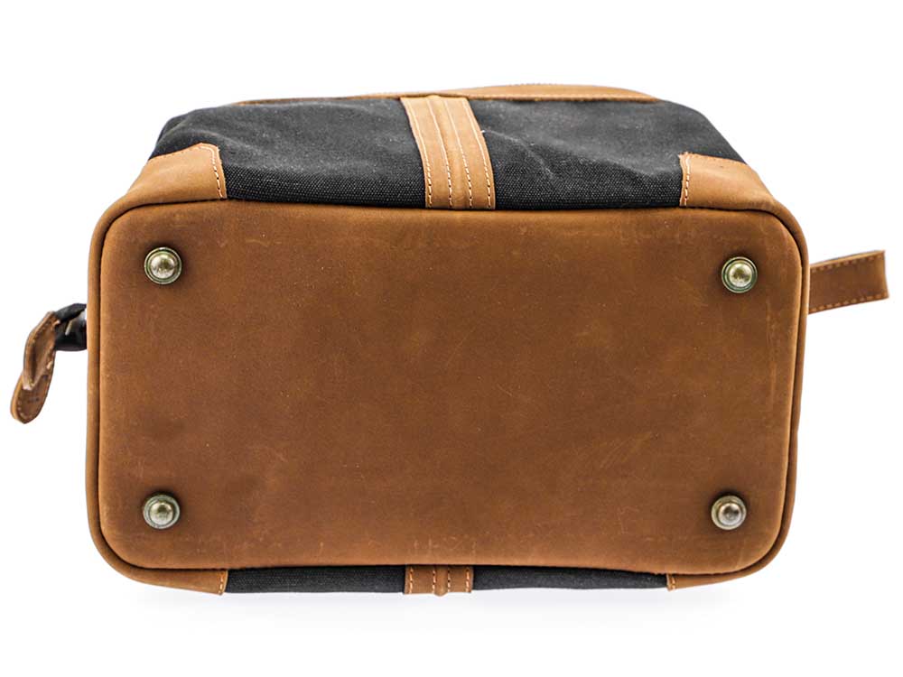 Totare Toiletry Bag