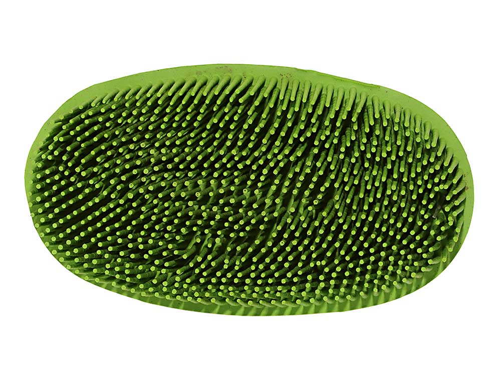 Oval Face Brush