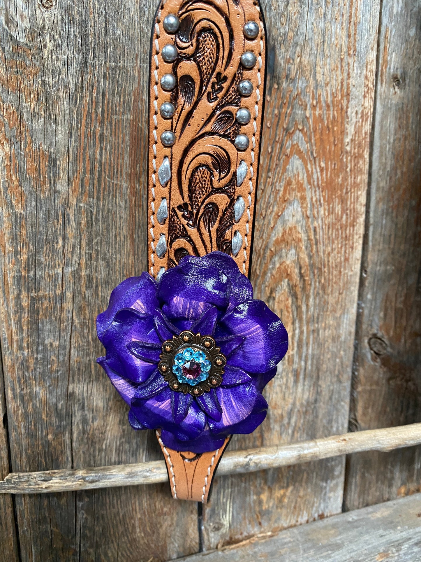 Light Oil Silver Dot Purple and Aqua One Ear & Breastcollar Tack Set #OEBC434