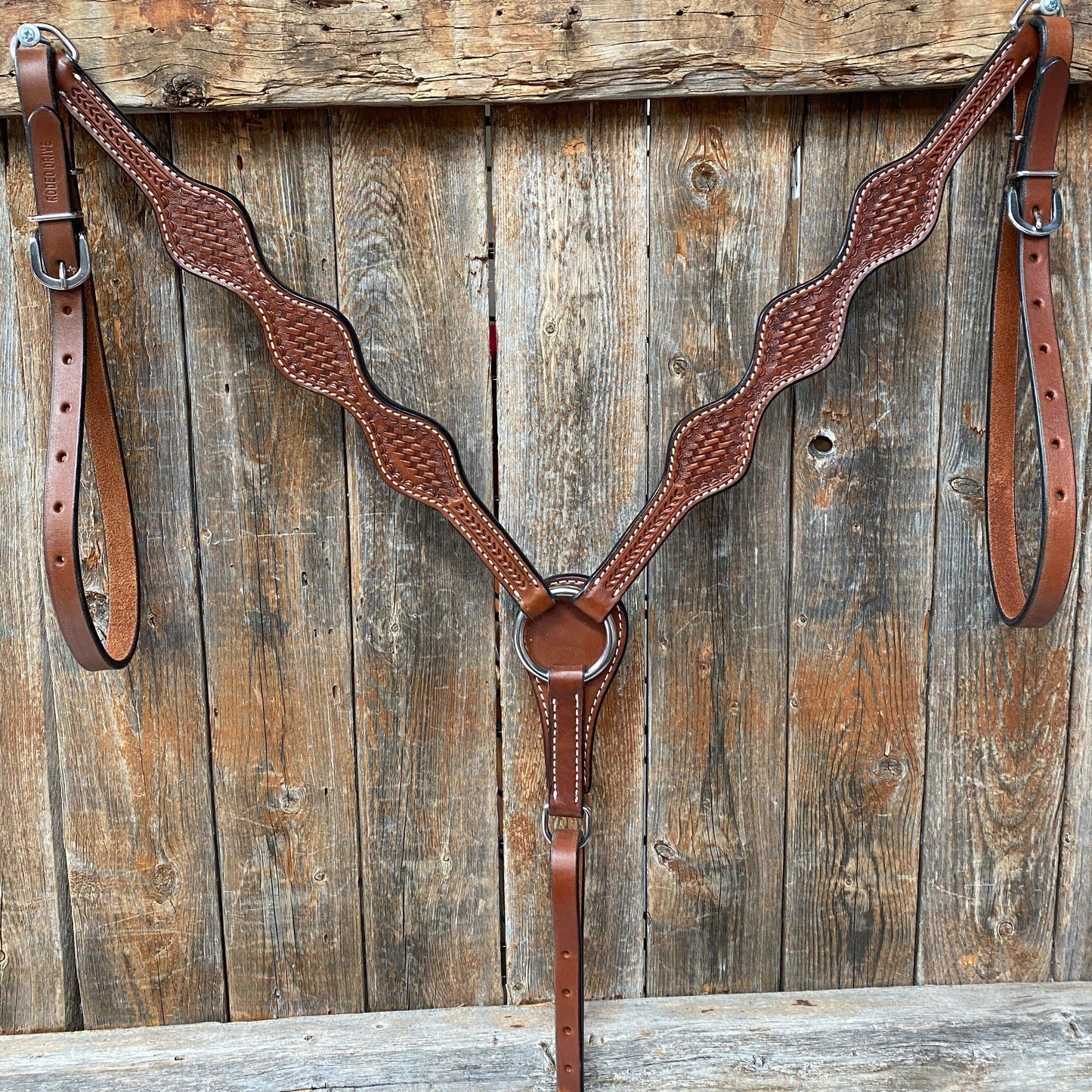 Basketweave Scalloped Medium Oil Breastcollar