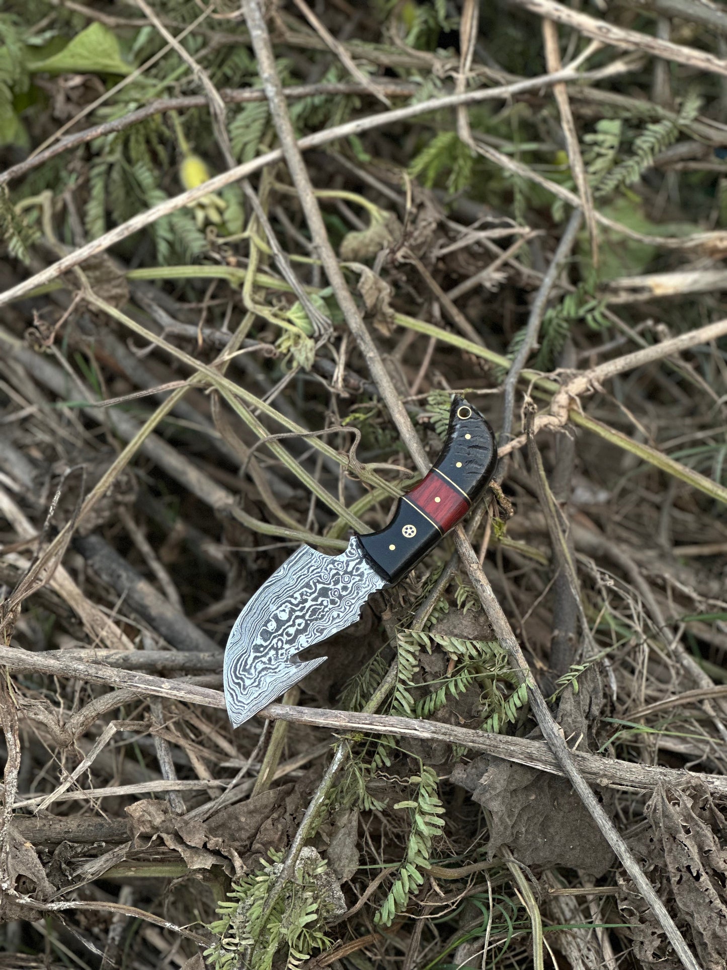 Premium Custom Handmade Damascus Steel Guthook Skinning Knife with Resin Handle - 7.5” Sharp Blade with Leather Sheath