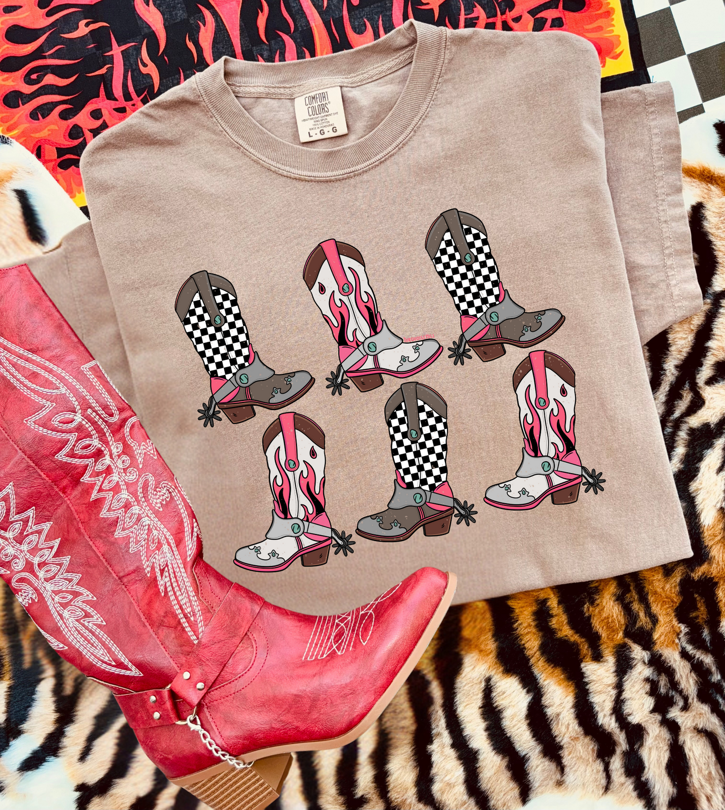 Yallternative Boots Tee