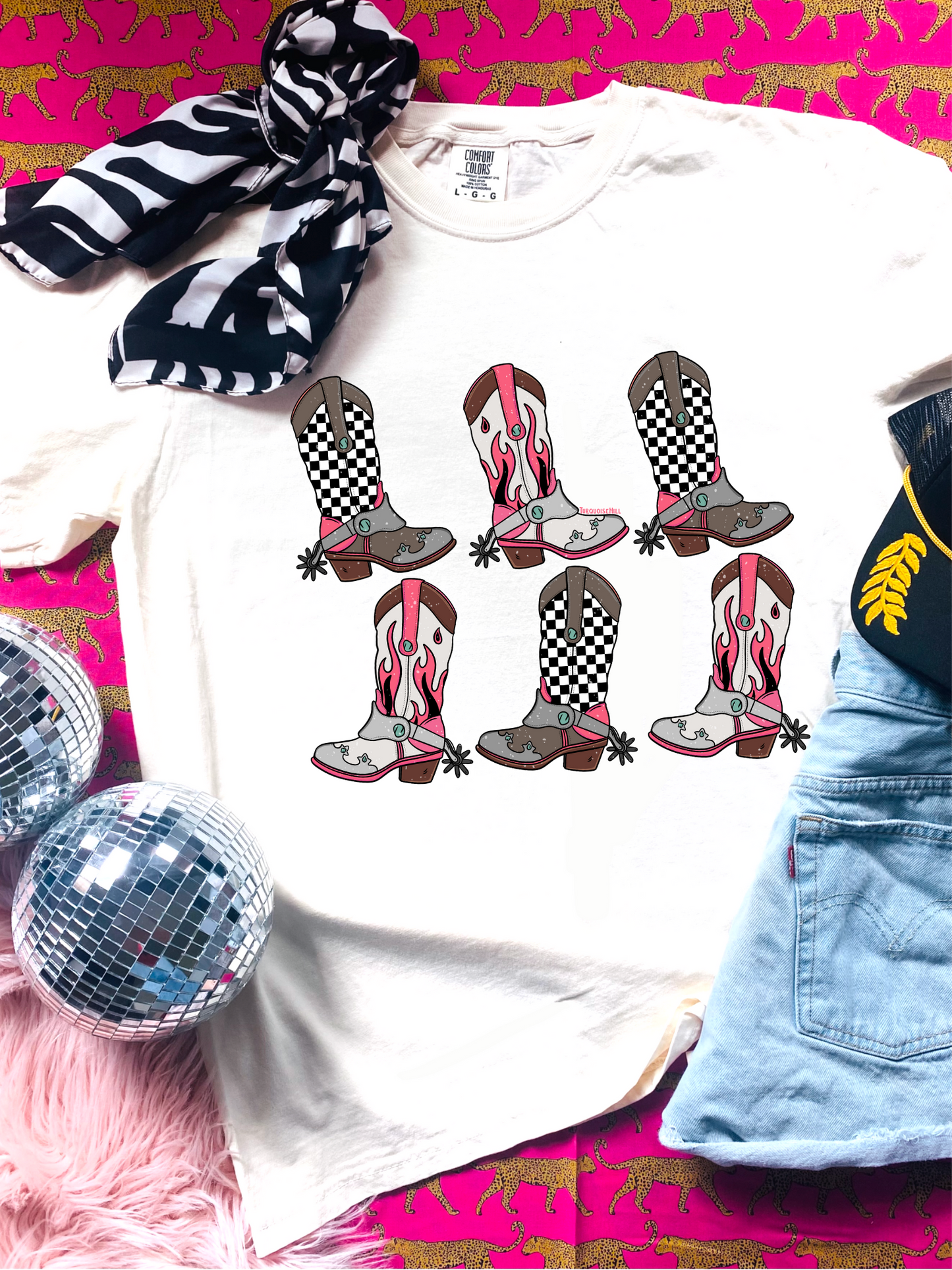 Yallternative Boots Tee