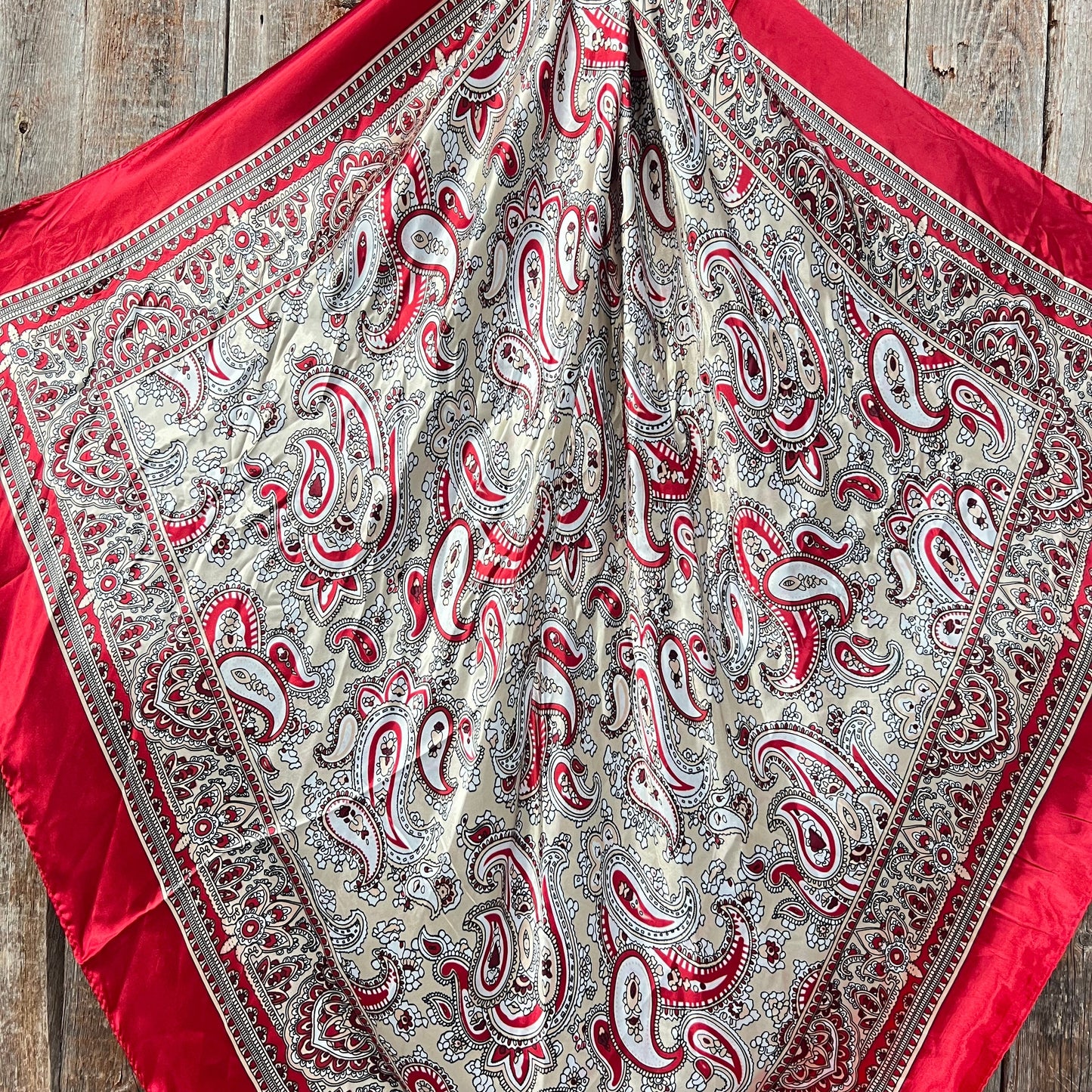 35X35" Classic Paisley Wild Rag / Scarf WR2141