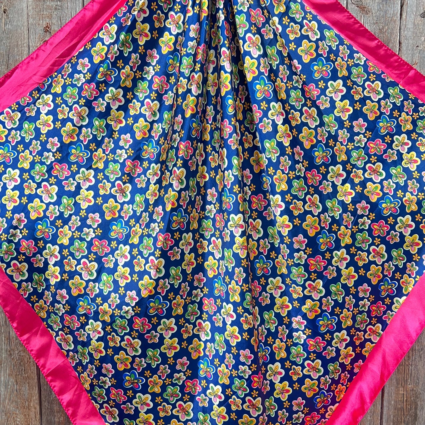 35X35" Pink Flowers Wild Rag / Scarf WR3109