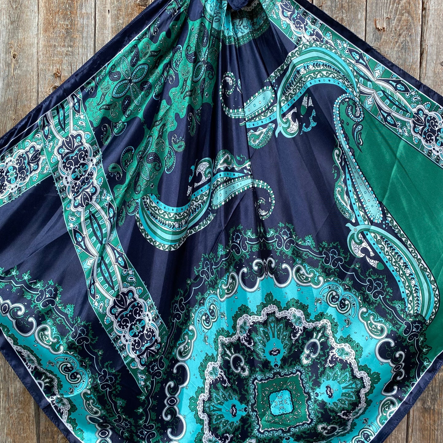 35X35" Blue and Green Waves Wild Rag / Scarf WR3357