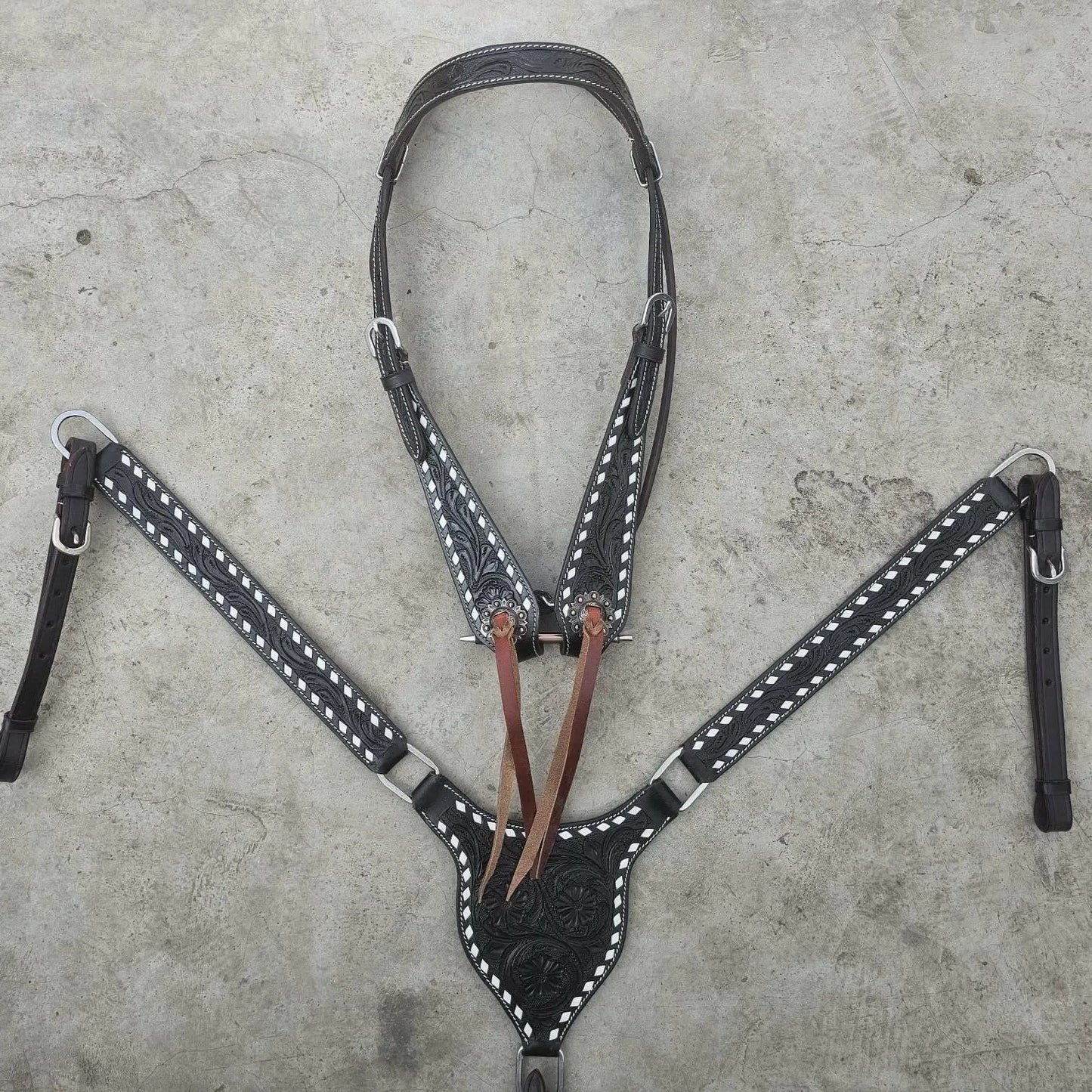Made to Order Western Tack Set - Dark Oil Tooled (BHT080)