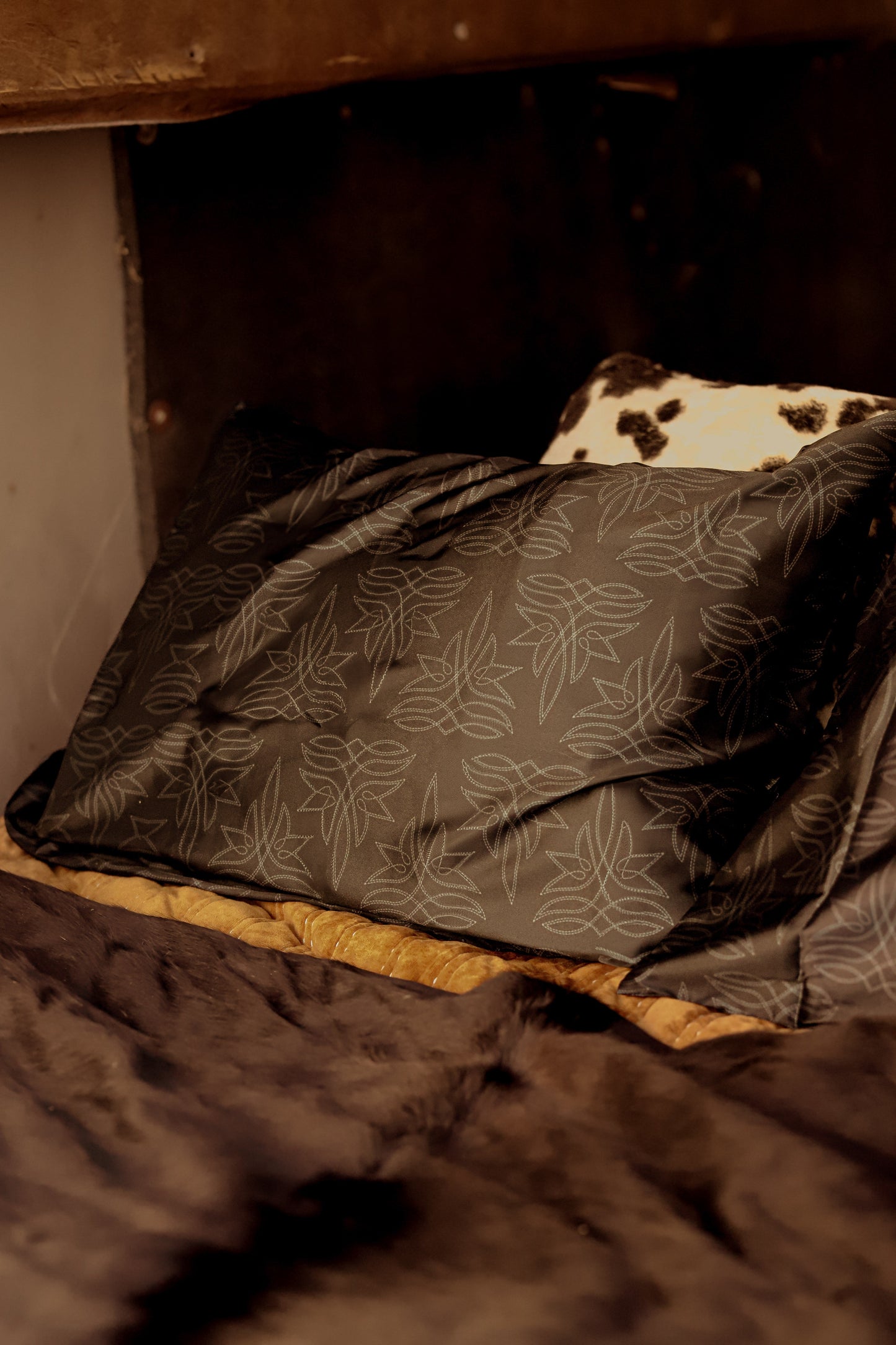 Mini Boot Stitch Satin Pillow Case