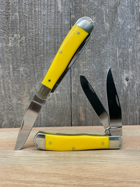 Moore - DELRIN HANDLED ENGRAVED BOLSTER TRAPPER - 4-1/8"