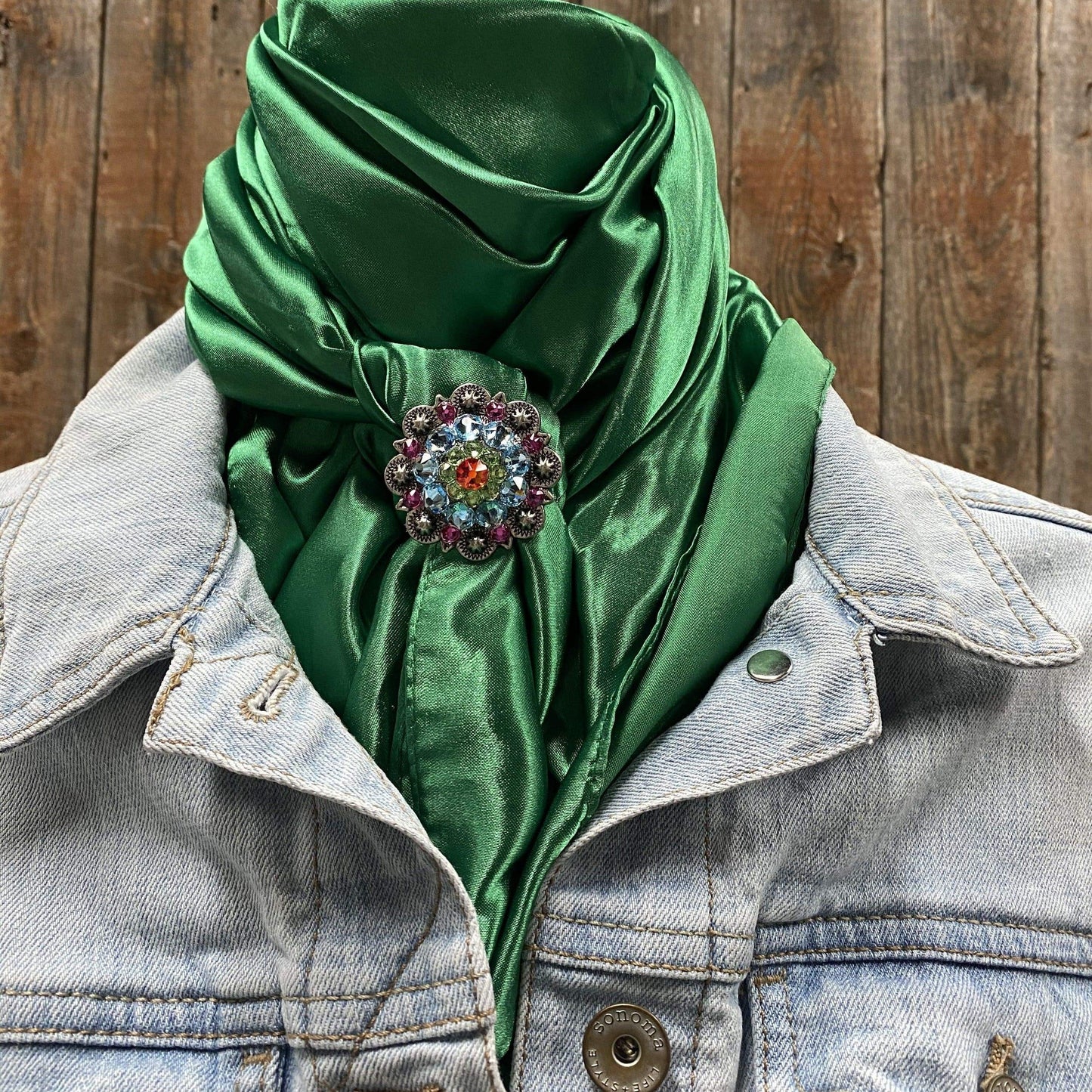 35X35" Solid Green Wild Rag / Scarf - Antique Tie Dye Slide WRSC18A