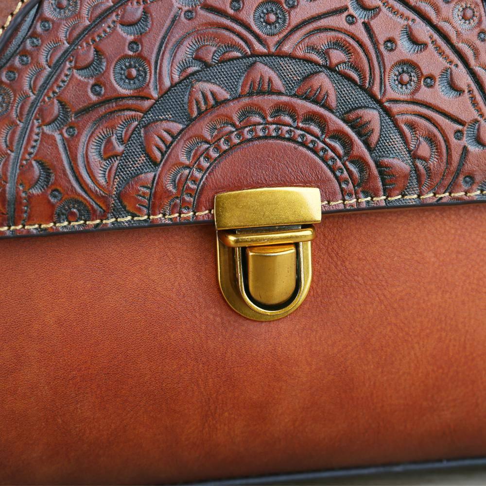 Rustic Elegance Vintage Leather Handbag