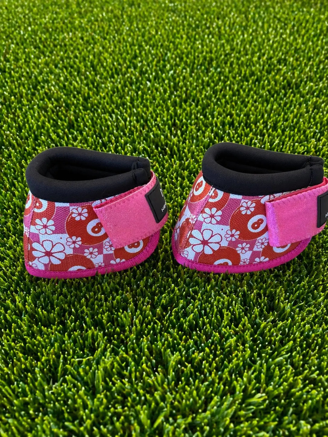 Daisy 8 No-Turn Bell Boots