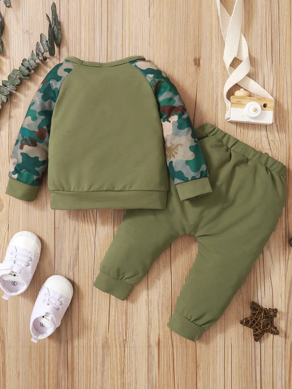 Children's Wild Boy Camouflage Top and Pants Sweater Set