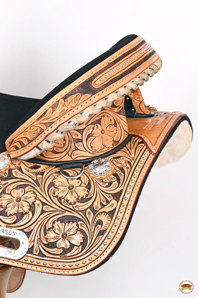 Premium Treeless Western Trail Saddle For Professional Barrel Racing Enthusiasts